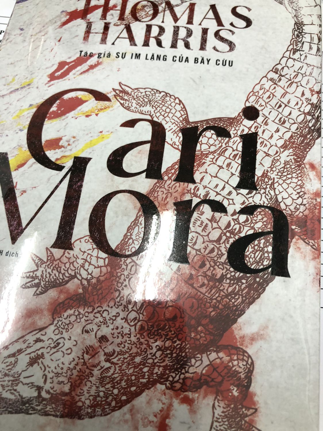 Tuyến nhân vật giới thiệu nhanh nhưng không có sự nổi bật, khá nhạt nhoà, tác phẩm cũng không quá xuất sắc hay cuốn hút để đọc.
Một điểm trừ mà cá nhân mình ghét là việc giữ tiếng Tây Ban Nha kèm tiếng việt, phải nhìn xuống dưới coi bản dịch, chán