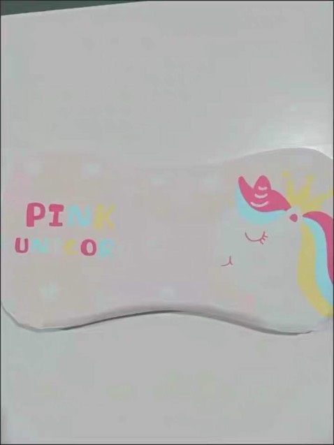 Gối đẹp êm mềm còn có lỗ thoáng khí rất ok! Mk ưng lắm vận chuyển nhanh nữa xứng đáng 5*