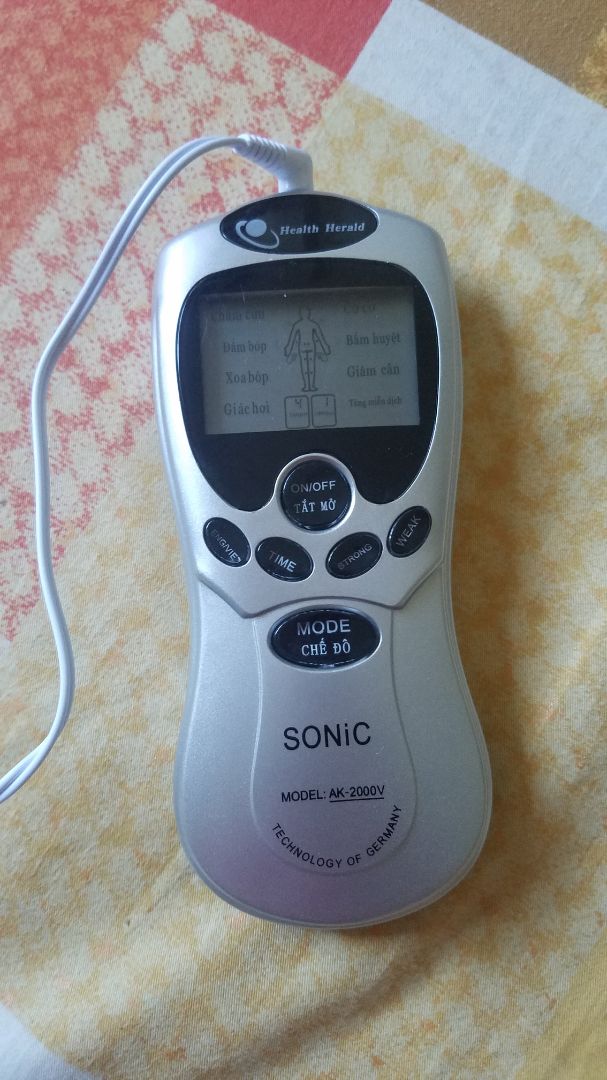 Nói chung là hình minh họa chả giống sản phẩm thực lắm. Riêng ví dụ miếng pad dán bụng, sản phẩm ship tới không có đâu. Xong rồi cái này nưa, nhùn cùng khác... Cơ mà nói chung với mức giá này thì mình cũng xác định từ đầu rồi. chốt là tạm ổn vậy.