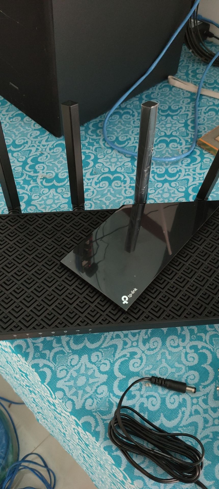 Hàng đẹp như hình Sài cũng giống như những con router giá 1 triệu sự khác biệt chưa quá lớn.shop giao hàng nhanh uy tín có tư vấn khách hàng tận tình chu đáo.