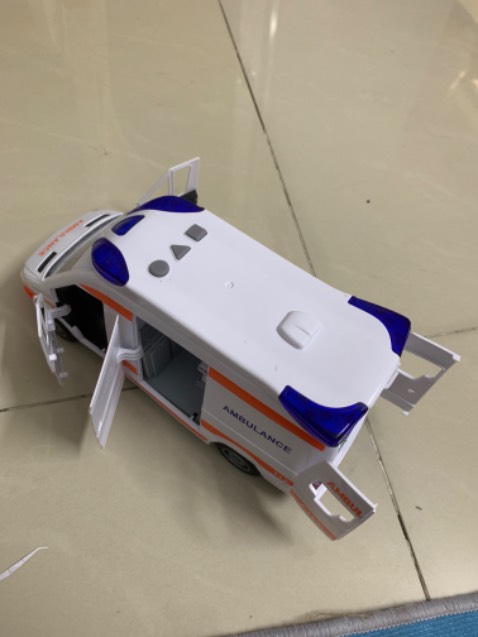 Thiết kế đẹp, màu sắc bắt mắt. Chất lượng tốt, giao hàng đúng hẹn. Đóng gói cẩn thận.