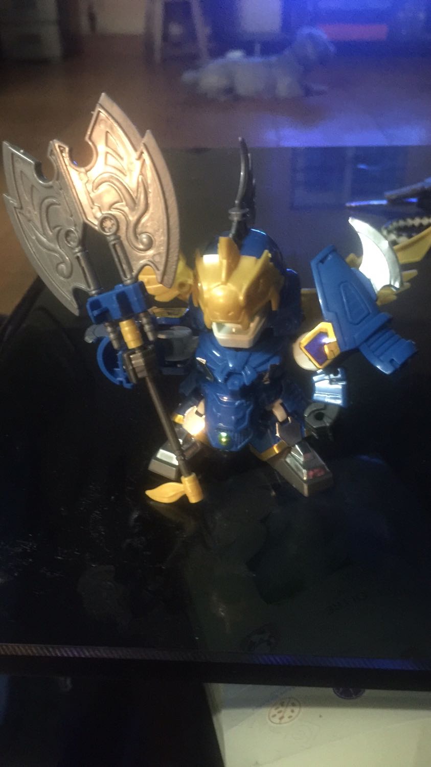 Giao nhanh, sản phẩm tốt, mỗi tội khớp hơi lỏng