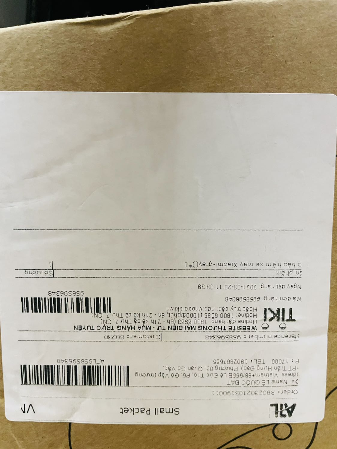 Đặt mua màu xám. Mà giao hàng mũ màu đen!!! Rồi khi chụp hình lại lên màu xám!!! Màu ko giống hình nhưng cũng ổn. Nới rộng hết cỡ vẫn hơi chật tí. Hàng quốc tế giao hơi lâu.