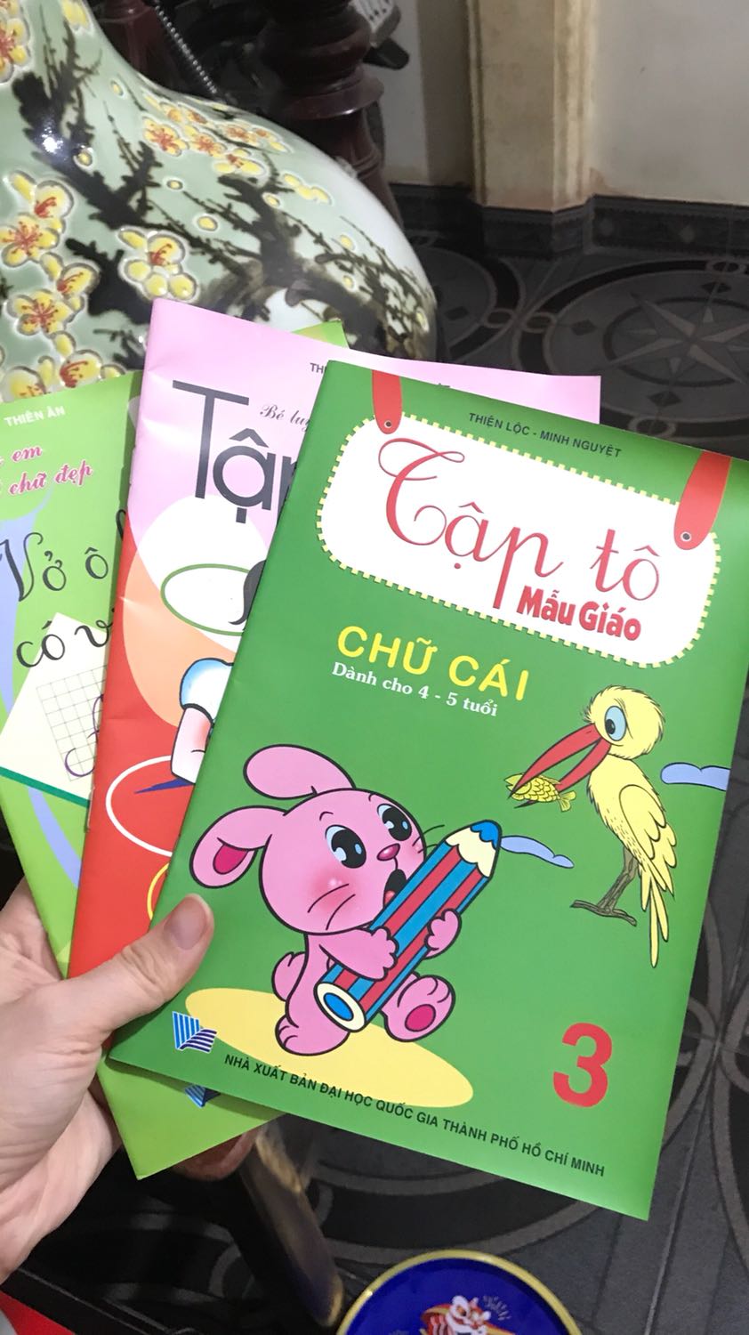 Giao hàng nhanh. 
Shop đóng gói cẩn thận. Nhận được hàng bé rất thích. Cam on shop nhiều.