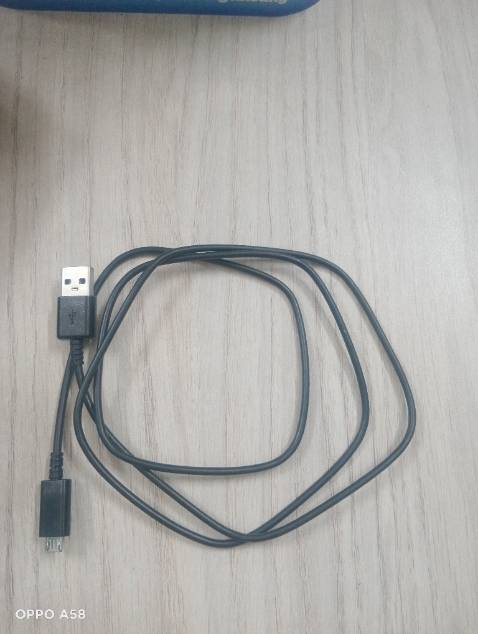 Shop xem lại nhà. Ghi là sạc được cho oppo nhưng mà mua về thì không sạc được