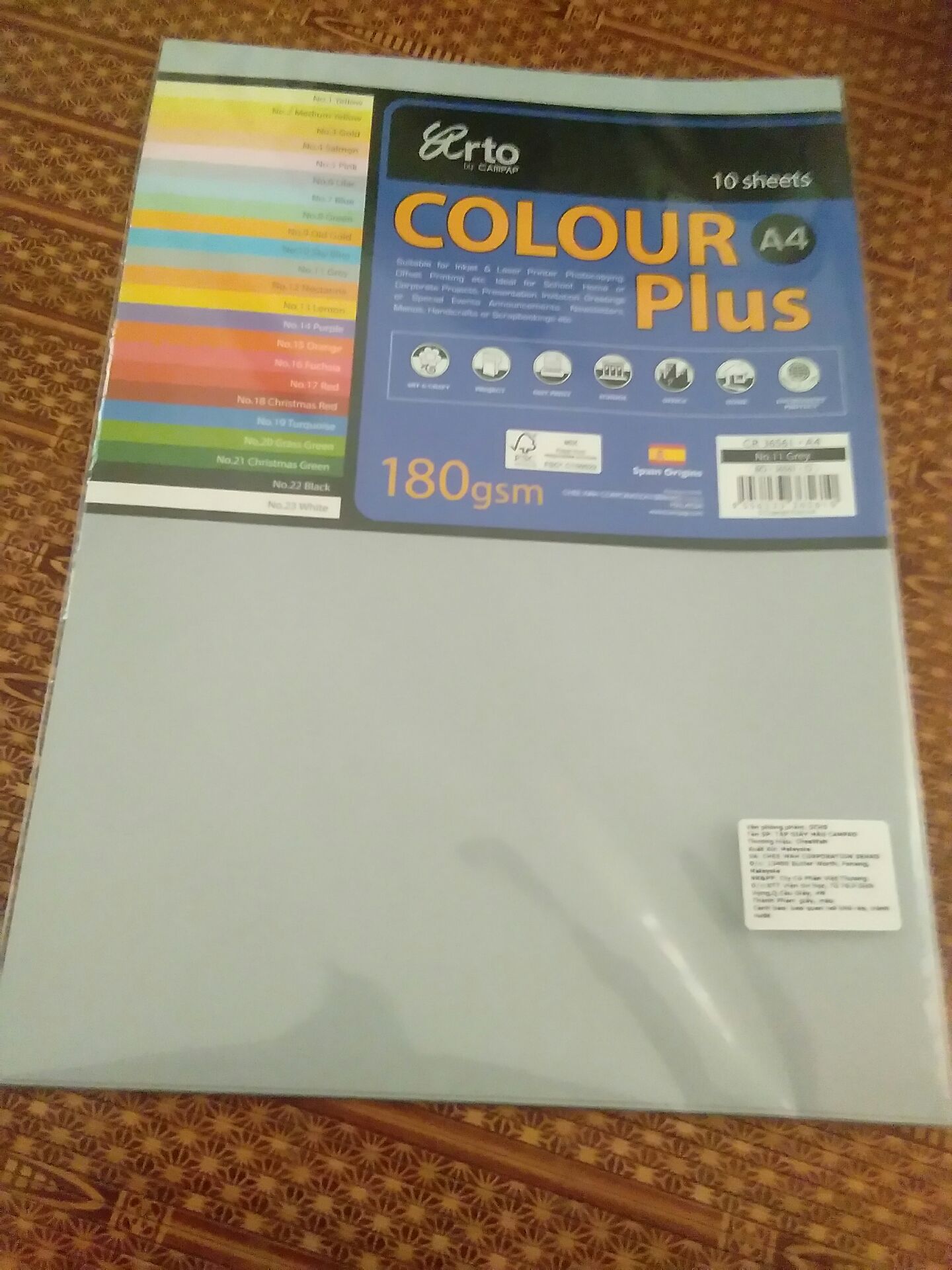 Hàng chất lượng, giấy rất đẹp, màu chuẩn. Khâu gói hàng vô cùng cẩn thận, một tập giấy nhưng cũng gói bằng giấy xốp rất đàng hoàng. Hàng về sớm hơn dự kiến hai ngày. Tóm lại là hài lòng.