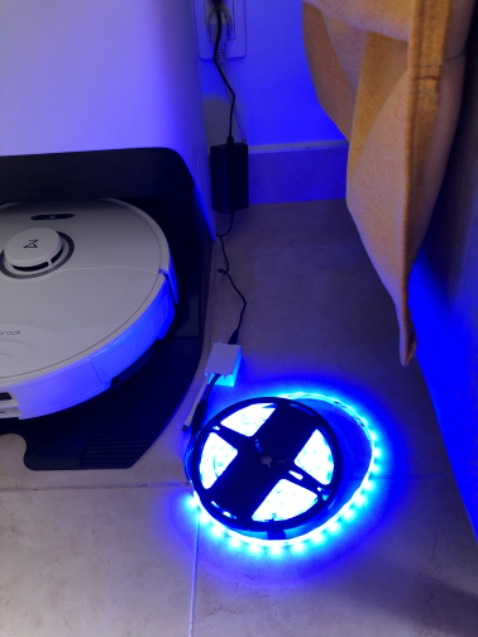 Sản phẩm ko đúng mô tả, dùng nguồn 220v chứ ko phải nguồn USB