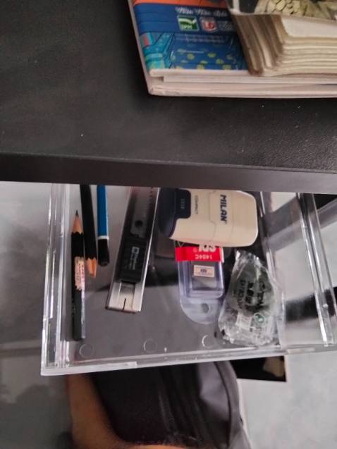 Sản phẩm tiện nhưng dễ bị nứt khi vận chuyển.