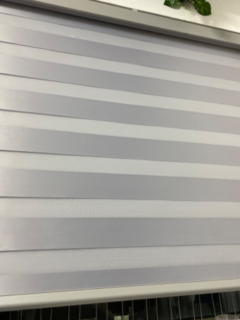 Hàng tốt như mô tả, đèn sáng mạnh, giao hàng nhanh chóng