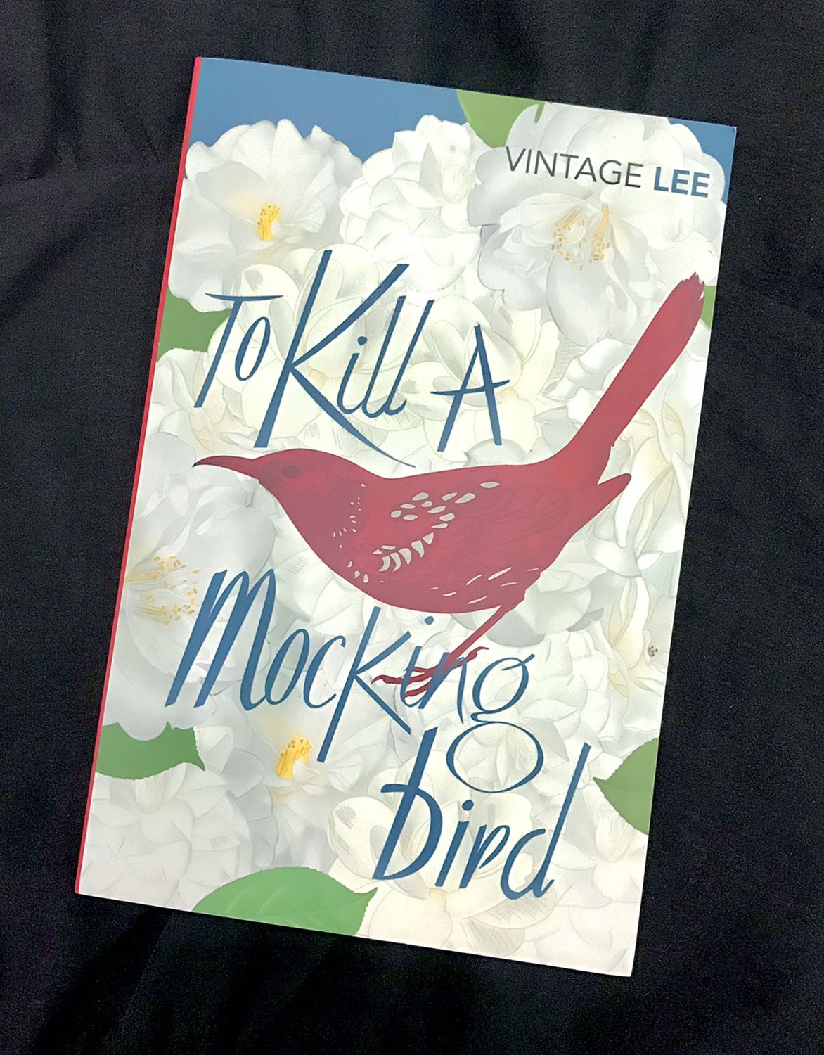 Sách đẹp và mới