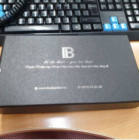 Ví đẹp, chắc tay. Mua tặng nên khá hài lòng. Shop đóng gói cẩn thận, giao hàng nhanh