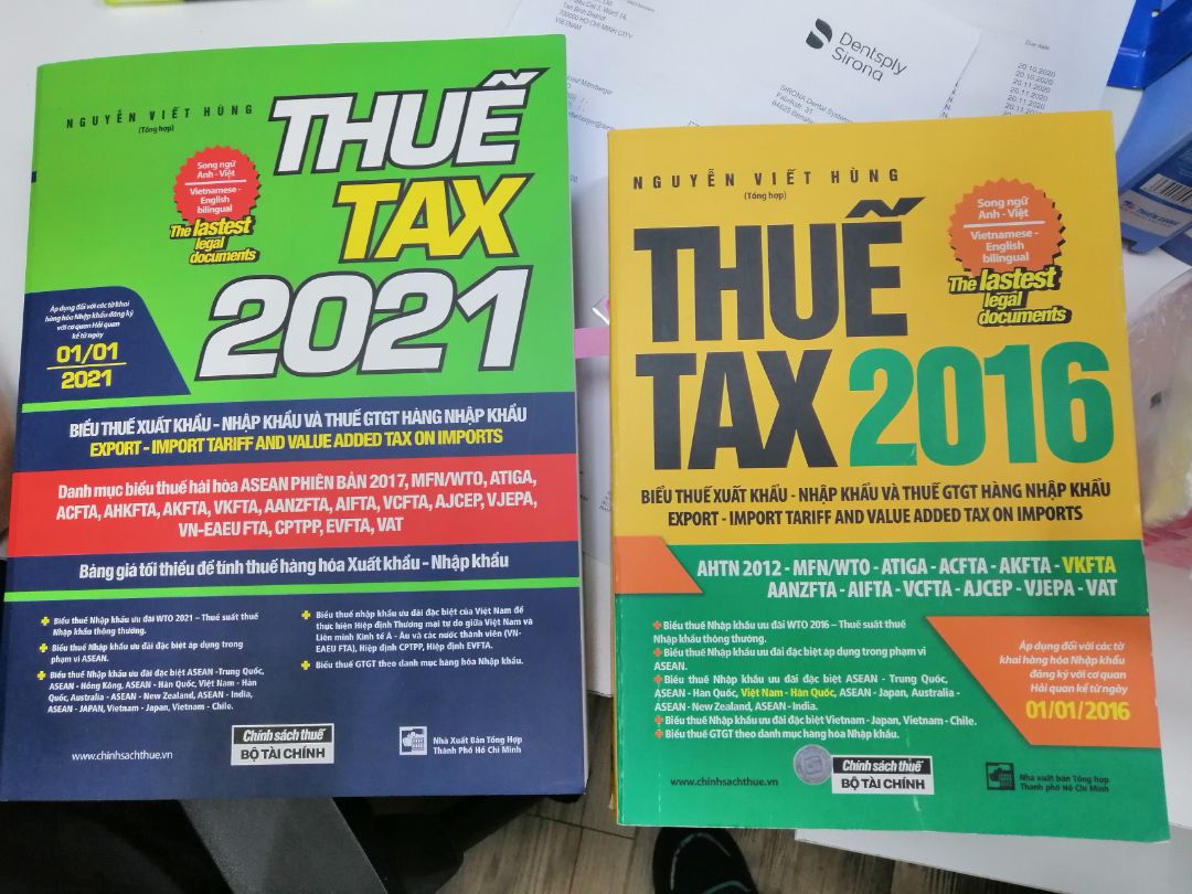 Hàng đã nhận nhưng so với cuốn 2016 thì không có tem chống giả và giấy mỏng hơn khá nhiều.