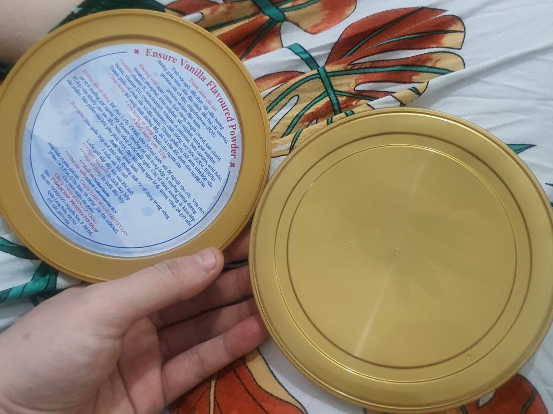 1 *** mình nhờ người thân mua trực tiếp bên Úc. 1 *** mua tiki của Thành Thuận Thiên thì mình thấy 2 nắp từ màu nắp với kết cấu bên trong nắp khác nhau hoàn toàn. tiki lúc này bán sữa toàn hàng kém chất lượng. Bữa sữa Đức cũng zị. Y chang. Sau này hok mua sữa hay những hàng thực phẩm khác trên tiki nữa. Mốt nhờ người thân bên nước ngoài mua cho chắc ăn.