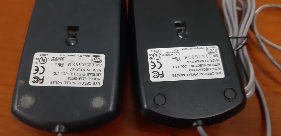 cầm lên và so sánh về tem nhãn, chất liệu nhựa, màu nhựa, chuôi cắm, màu con lăn, cách dán tem, font chữ trên tem thấy hoàn toàn khác biệt, em có cảm giác dream tàu với dream thái vậy, đề nghị Tiki xem lại và giải thích giúp em là hàng thật hay hàng nhái nhé