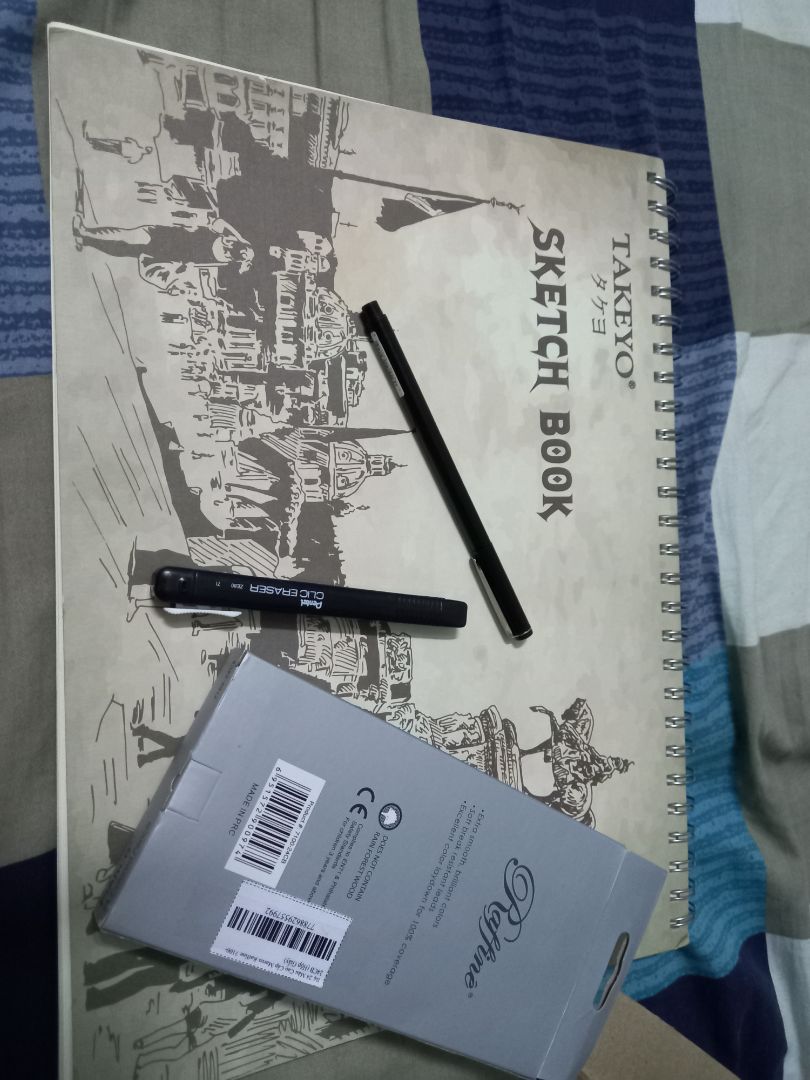 hàng về khá ngon, nhưng mà màu Marco không đóng nắp hộp, may mà ko bị gãy màu.
TUY NHIÊN VẪN ĐÁNH GIÁ 5☆ CHO SHOP?