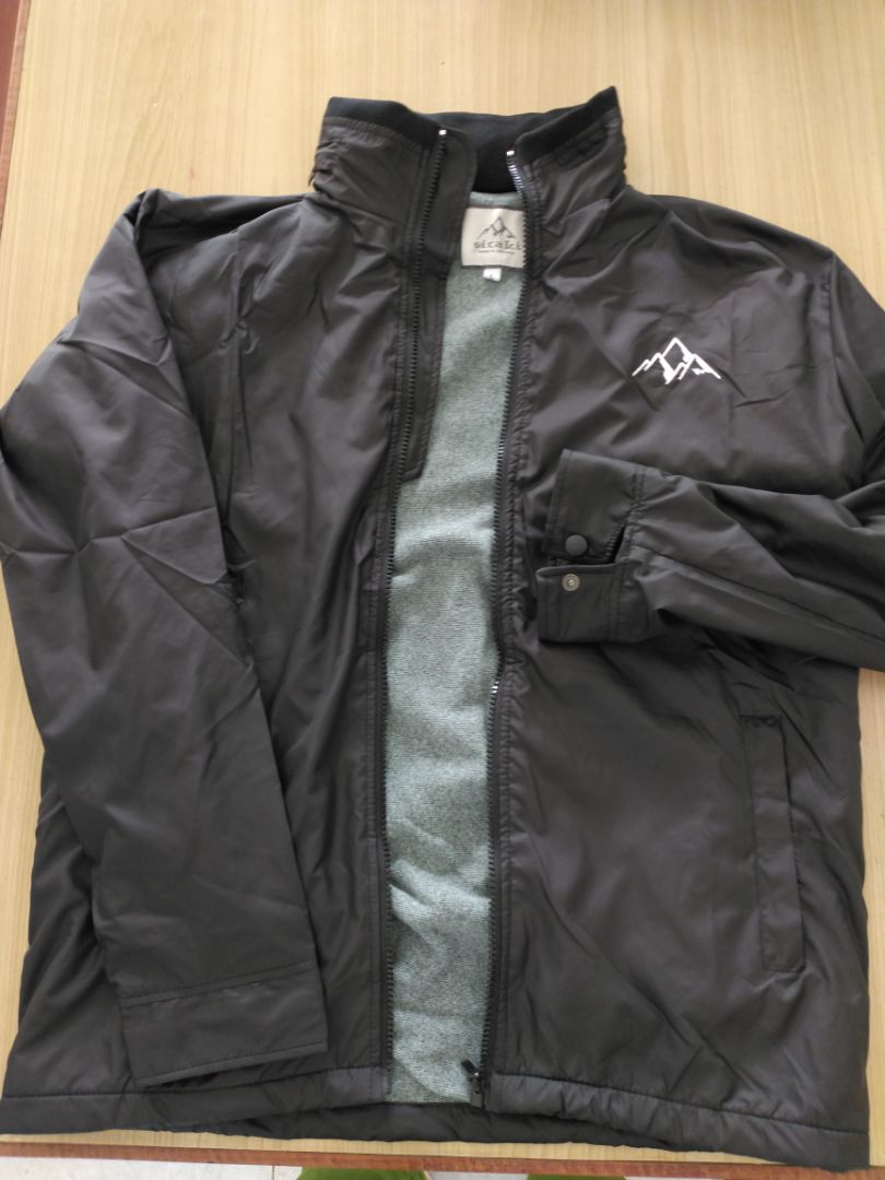 giao hàng nhah chóg 1*
giá cả, chất liệu hợp lý 1*
kiểu dág, mẫu mã đẹp, trẻ trung 1*
hỗ trợ cho xem hàg 1*
k giốg hìh lắm: tay k xẻ như hìh để tạo sự thoải mái, hơi đág tiếc.