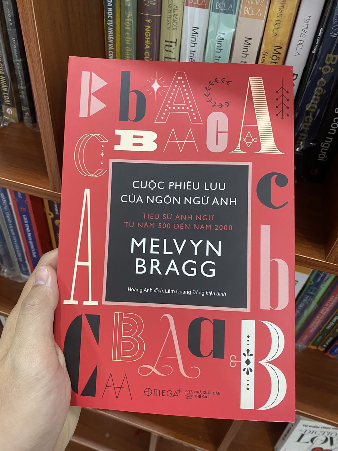 Mình đam mê sách về lịch sử. Nên không thể bỏ qua quyền này. Sách được giao nhanh.