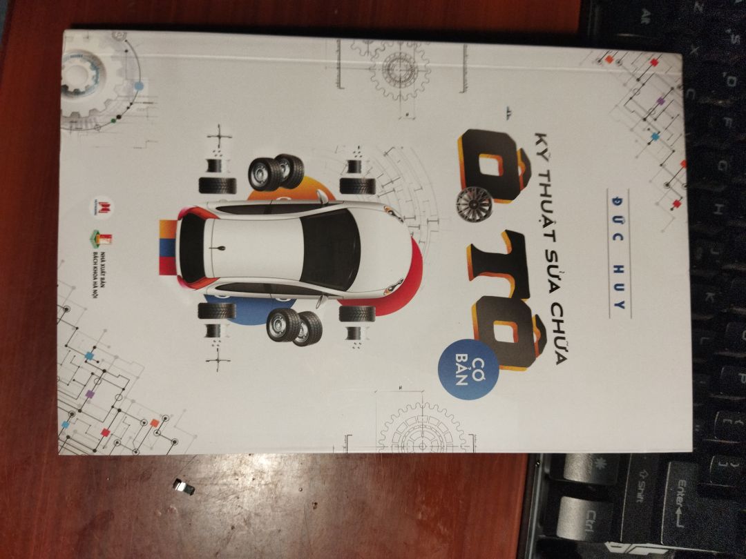 đóng gói tạm được
ai đã hiểu rõ về cấu tạo ô tô mà muốn tìm hiểu về kĩ thuật sửa chữa thì nên mua quyển nâng cao