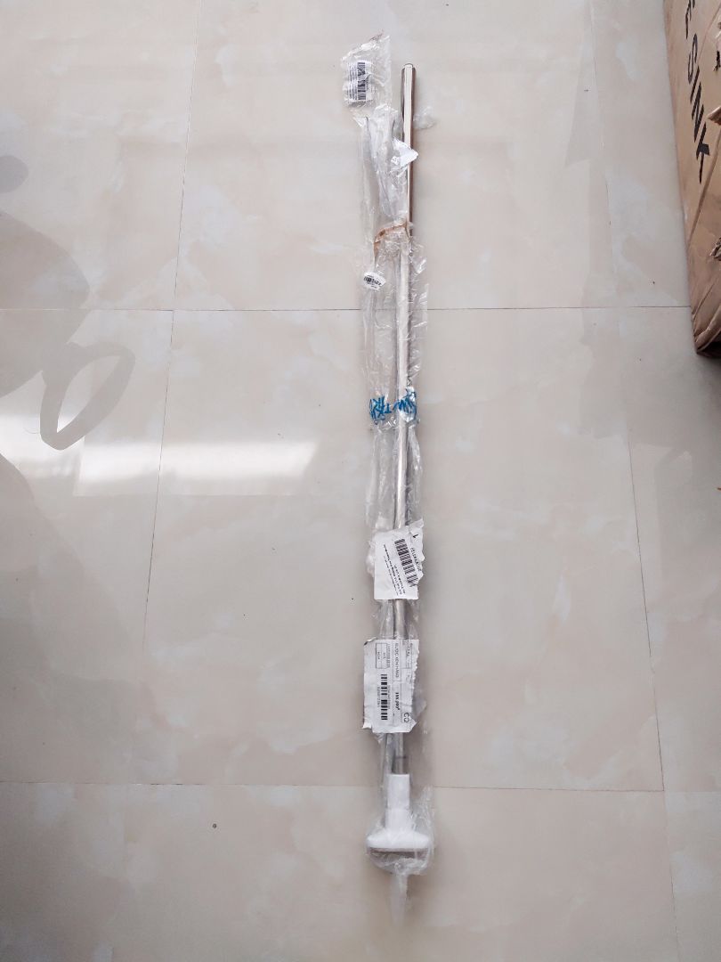 tôi rất thích sản phẩm này nên đã đặt mua. đi vắng nhờ người nhà nhận dùm về kiểm hàng thấy thiếu 1 cái chốt đầu thanh phơi và ko có cái chốt cố định thanh lớn với thanh nhỏ. tôi đề nghị đc đổi lại thanh phơi hoàn chỉnh để sử dụng. sản phẩm lỗi vì thiếu linh kiện ko phải vì chất lượng, mặc dù chưa đc sd, tôi đánh giá sf 4* chờ chính sách đổi trả hàng của tiki