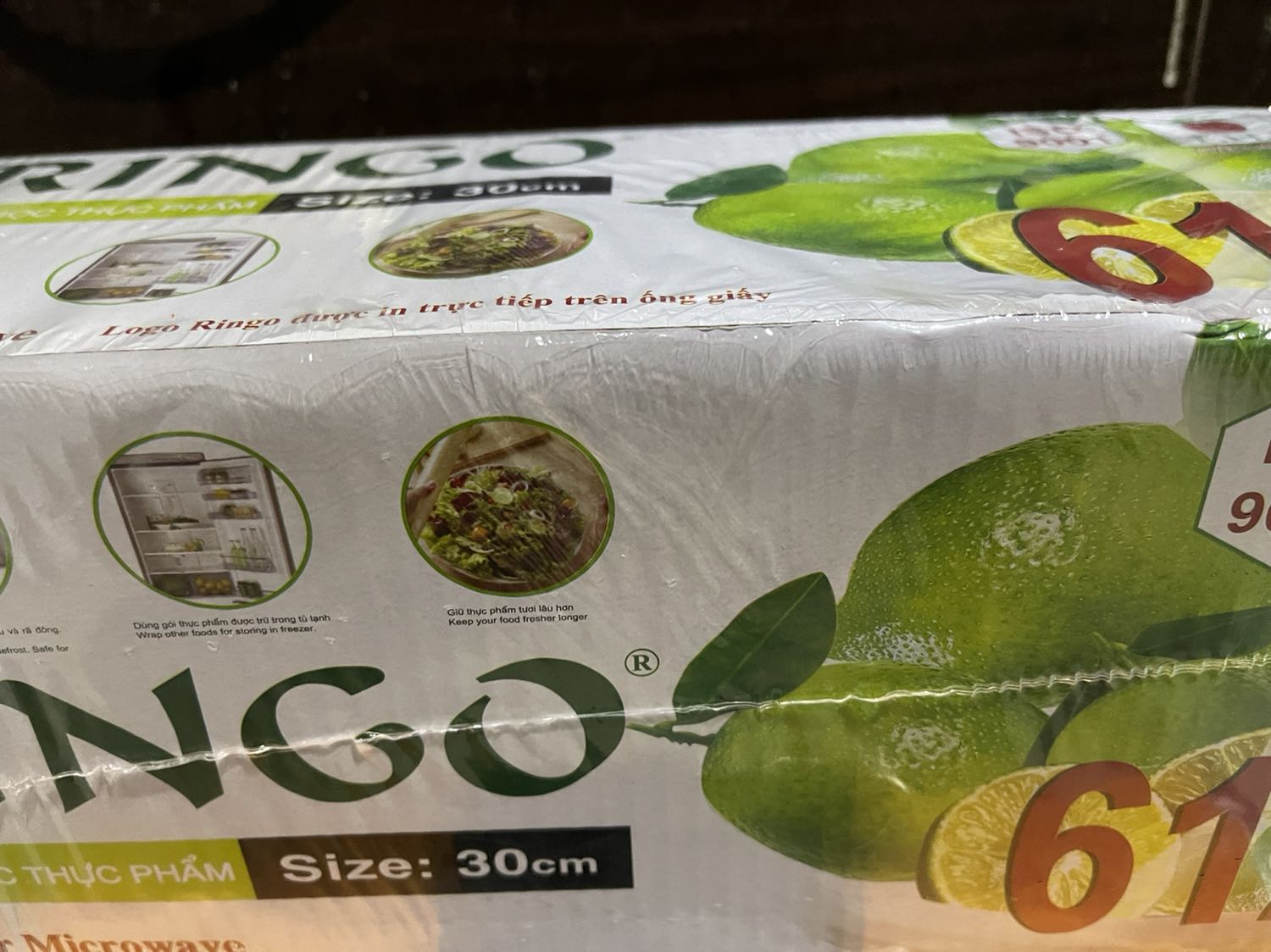 Hàng giao nhanh chóng, cuộn to xài rất lâu, chất lượng tốt nên mình đã mua nhiều lần, giá ổn.