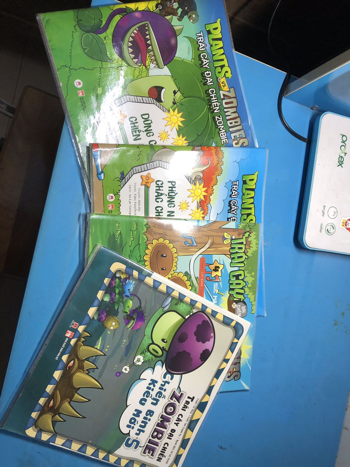 Khổ sách khá là to và đẹp. Chất lượng hình ảnh của truyện bắt mắt và sinh động. Đặc biệt hơn nữa là giao hàng nhanh cực luôn ạ. Nay đặt sách mà ngày hôm sau đã thấy ship gọi đến rồi ( ấy là đơn ngoại thành ấy nhó) ???. Tiki không bao giờ làm mình thất vọng cả