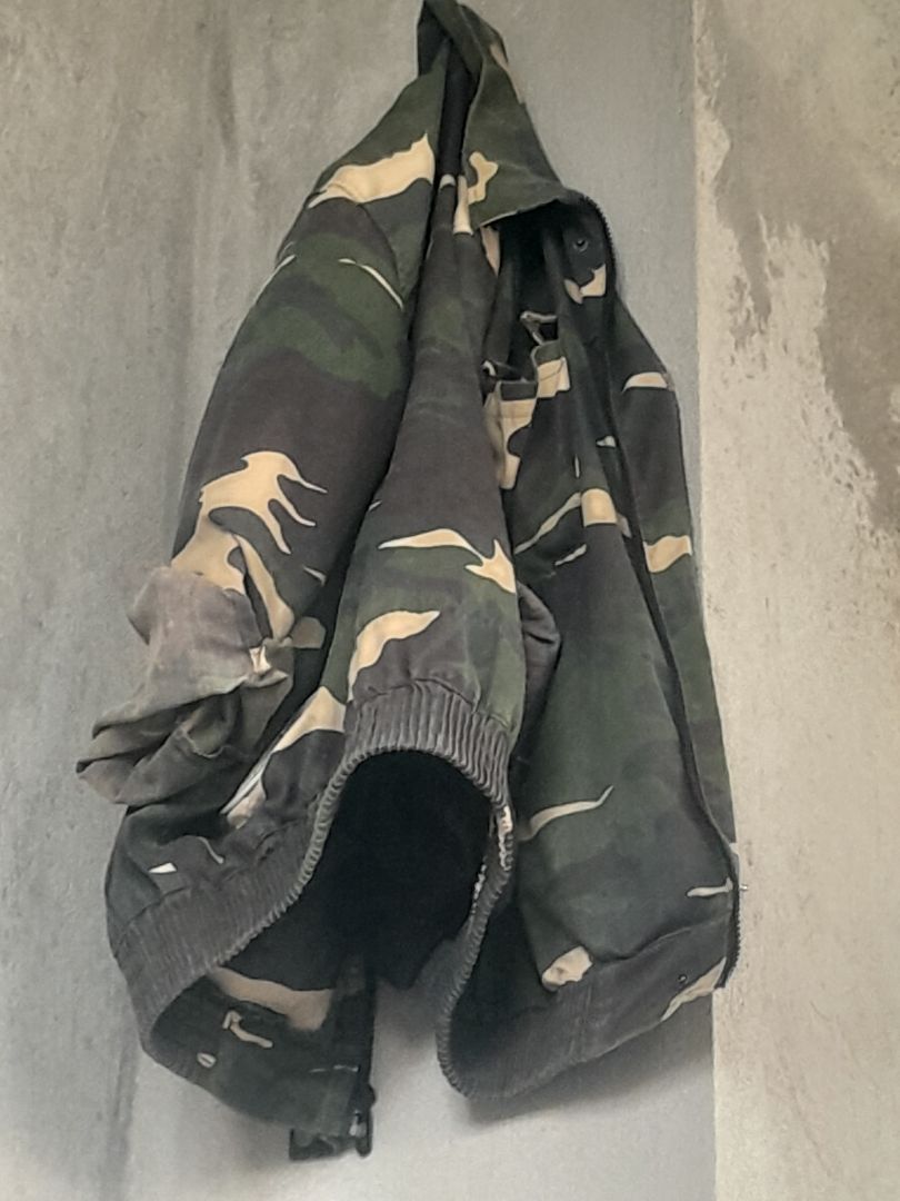 ao mỏng.chưa hai long lắm