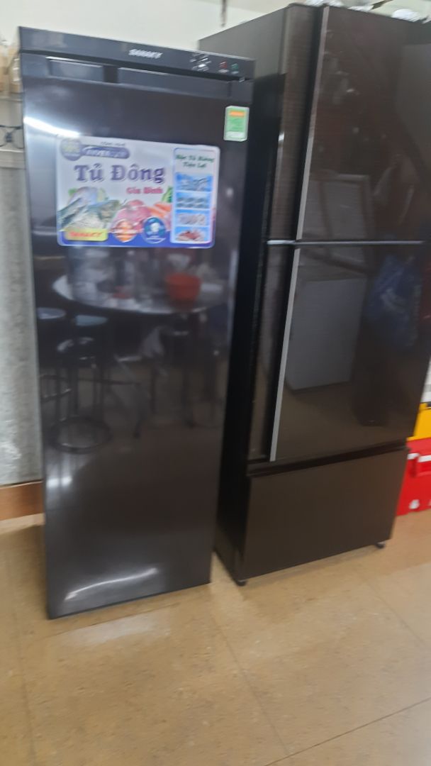 Làm lạnh nhanh, mẫu đẹp, hoạt động cực êm, độ bền thời gian sau mới biết.Hiện tại cho 5 sao.