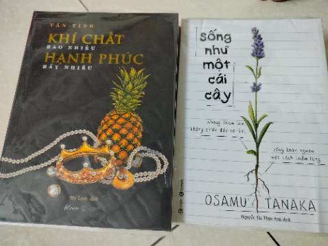 Sách được bao bìa rất đẹp đễ chỉn chu, đóng gói hàng gọn gàng, giao hàng nhanh chóng dêc thương.