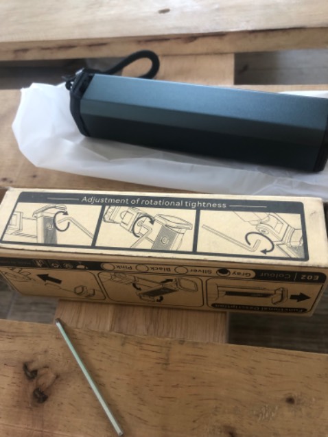 Chất liệu sản phẩm chắc chắn, giao hàng nhanh , đóng gói kỹ