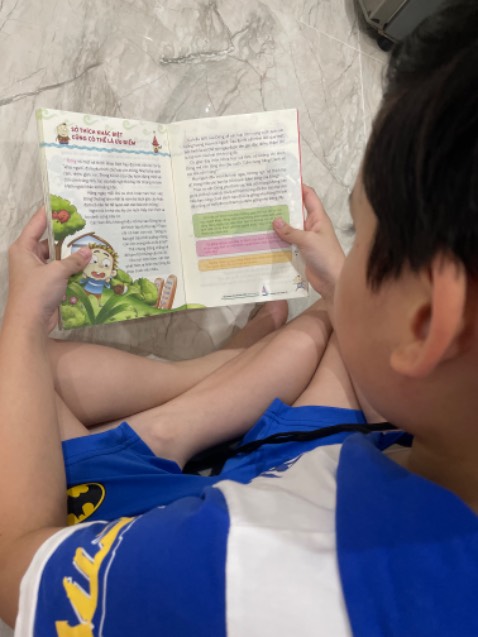 Con trai mình 9 tuổi sau khi đọc nói cuốn sách này rất hữu dụng và mình đã đặt thêm 5 cuốn nữa cho đủ 1 bộ.