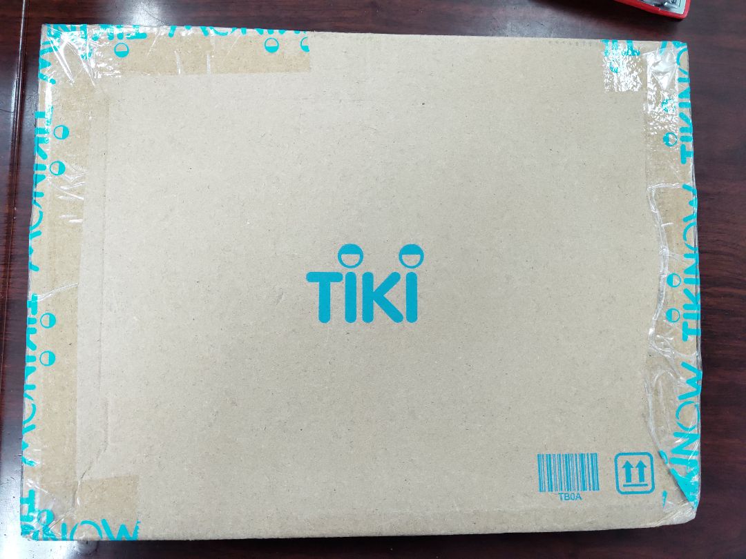 giao hàng nhanh, đóng gói bằng hộp giấy bìa cứng, nhân viên giao hàng lịch sự, sách còn mới và đẹp.