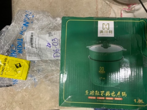 Tôi rất thất vọng khi nhận hàng. Khi quảng câo tôi thấy sản phẩm hiệu Midoctor Việt Nam sản xuất nên tôi chọn mua mặc dù cùng loại giống như hàng tôi đã nhận (hình đính kềm) giá thấp hơn và của Trung Quốc. Có cảm giác bị *** khi quảng cáo 1 đàng giao hàng 1 nẽo. Tôi nuốn trả lại hàng