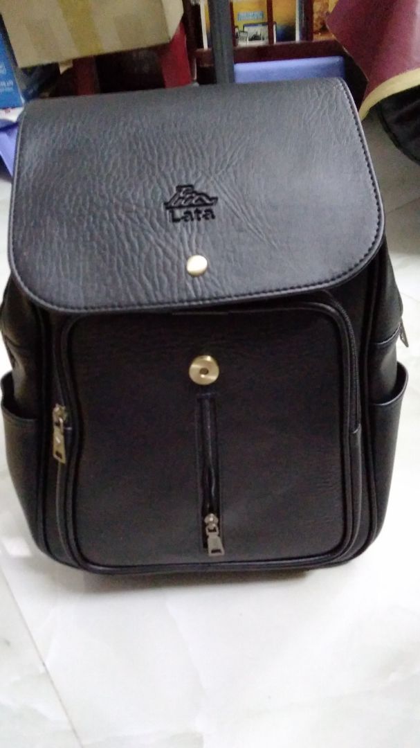 Rất hài lòng, sản phẩm nhận như ảnh. Balo dày, vải lót trong rất đẹp, mịn, khóa kéo chắc chắn, dây đeo cũng rất ok.  Balo hiệu Lata, hàng VN. Ủng hộ hàng VN. Shop uy tín. Mua hàng tại Tiki yên tâm lắm. Thanks