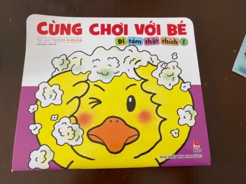 Sách vui, phù hợp với lứa tuổi, con mình rất hứng thú với bộ sách này.