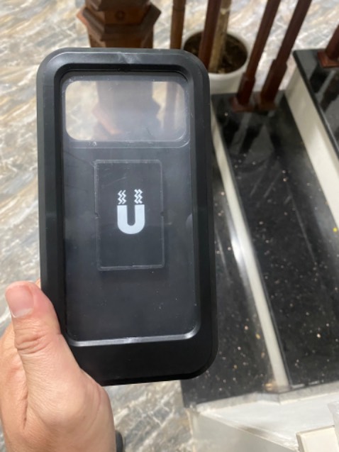 Nhìn hình thì rất đẹp nhưng thực tế thì vừa xấu vừa thô và mềm. Ai dùng mình để lại 50%