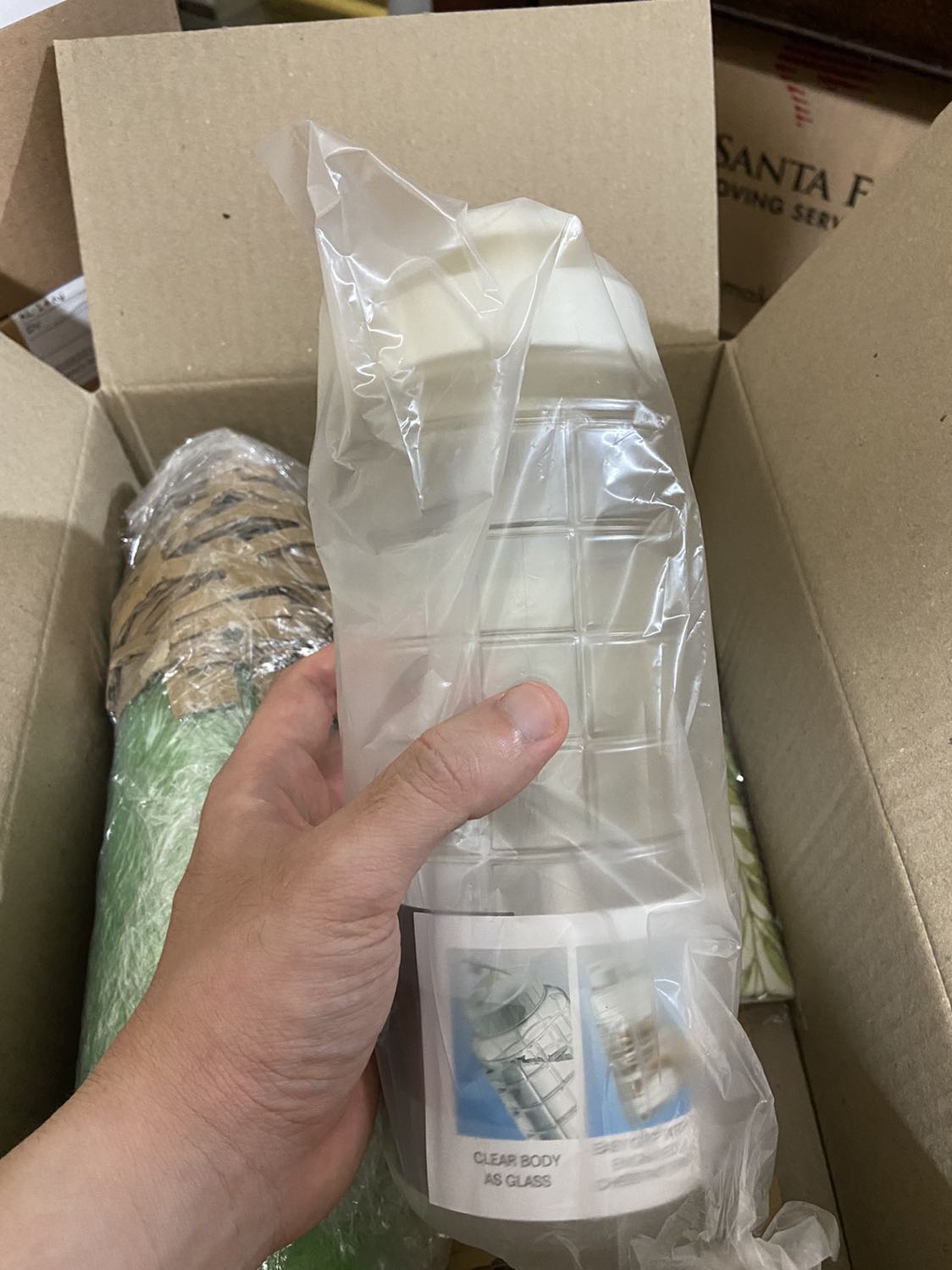 Dịch nhưng dịch vụ TIKI GIAO HÀNG SIÊU NHANH Ở HANOI. Rất uy tín, chất lượng. 

DẦU GỘI ĐẦU đúng mẫu mã không như lần trước, giao hàng đầy đủ quà tặng kèm theo giảm giá nhiều mà giá siêu yêu khi áp mã, lô hàng hạn sử dụng còn dài đảm bảo. CỰC KỲ HÀI LÒNG VỚI TIKI & P&G! TUYỆT VỜI!