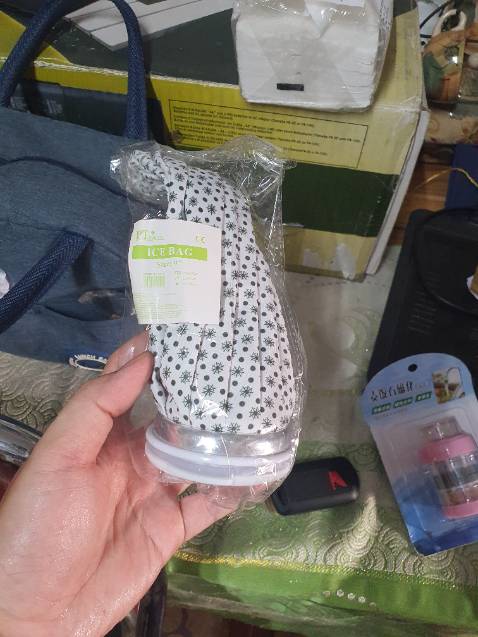 Mình chưa dùng thử, nhưng ngó miệng rộng vậy thì chắc bỏ đá to cũng được. Hi vọng dùng bền và hiệu quả