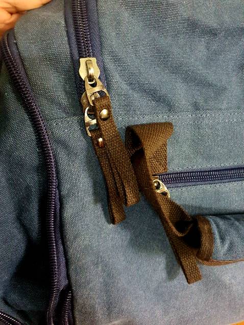 túi đẹp, chắc chắn, y hình, bền ( vì dùng rồi nên biết)