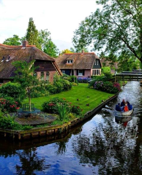 Chất lượng sản phẩm như mua trong cửa hàng . Giao hàng nhanh. Hàng đảm bảo như hình nhà bán cung cấp. Mua đi ko thất vọng đâu. Rất đáng mua nha