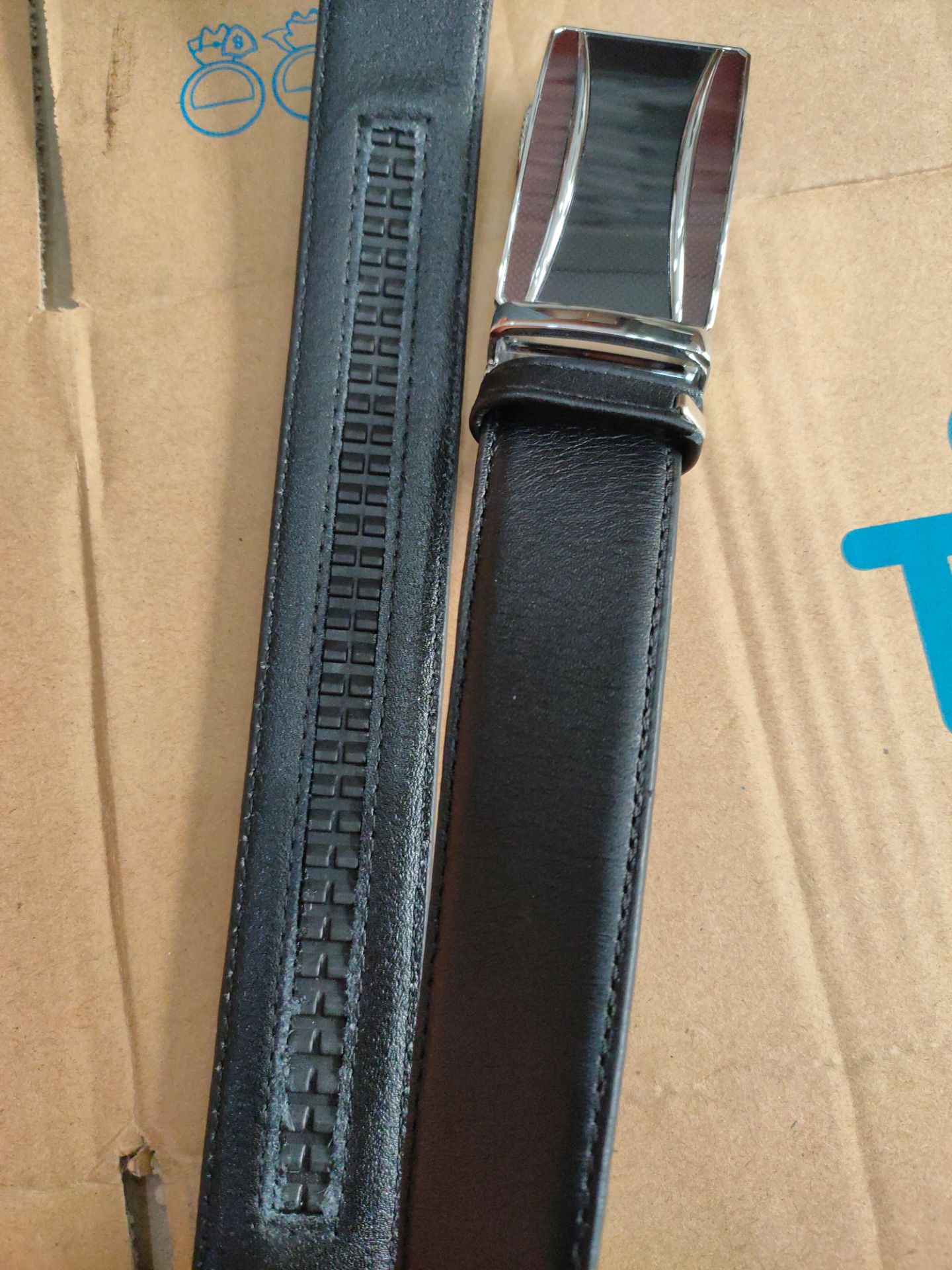 Dây đẹp lắm cầm thôi đã thấy thích rồi.... Rất thích...