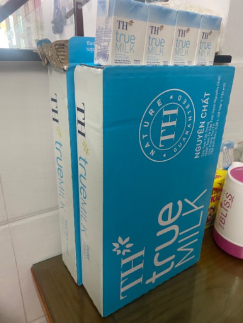 Sữa ngon thơm béo, mua cho bé mang theo đi học. Sữa này hay hết hàng, mong shop có nhiều hàng để mn dễ mua