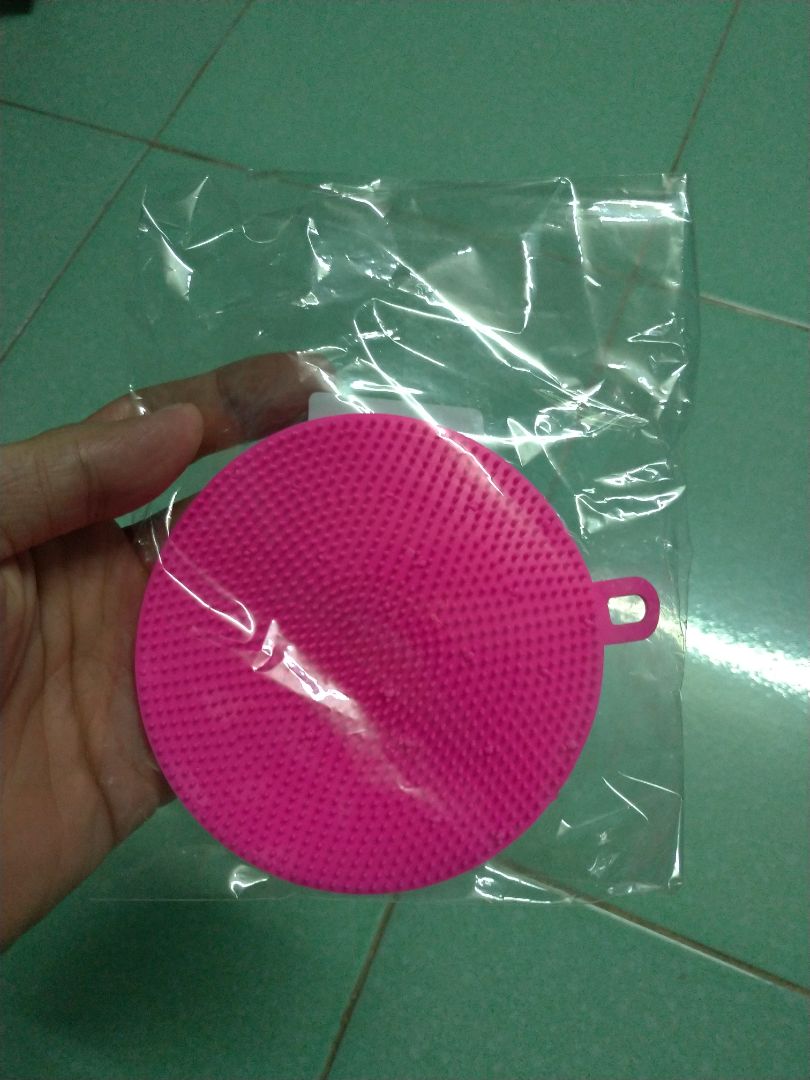 sản phẩm hơi mỏng so với hình ảnh quảng cáo, nhưng vẫn chấp nhận được do mua với giá rẻ... sản phẩm hơi mỏng so với hình ảnh quảng cáo, nhưng vẫn chấp nhận được do mua với giá rẻ...