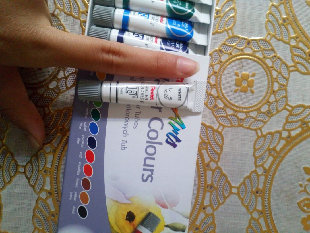 Màu đẹp, nhưng màu đỏ của bộ này mình xài ra màu hồng.