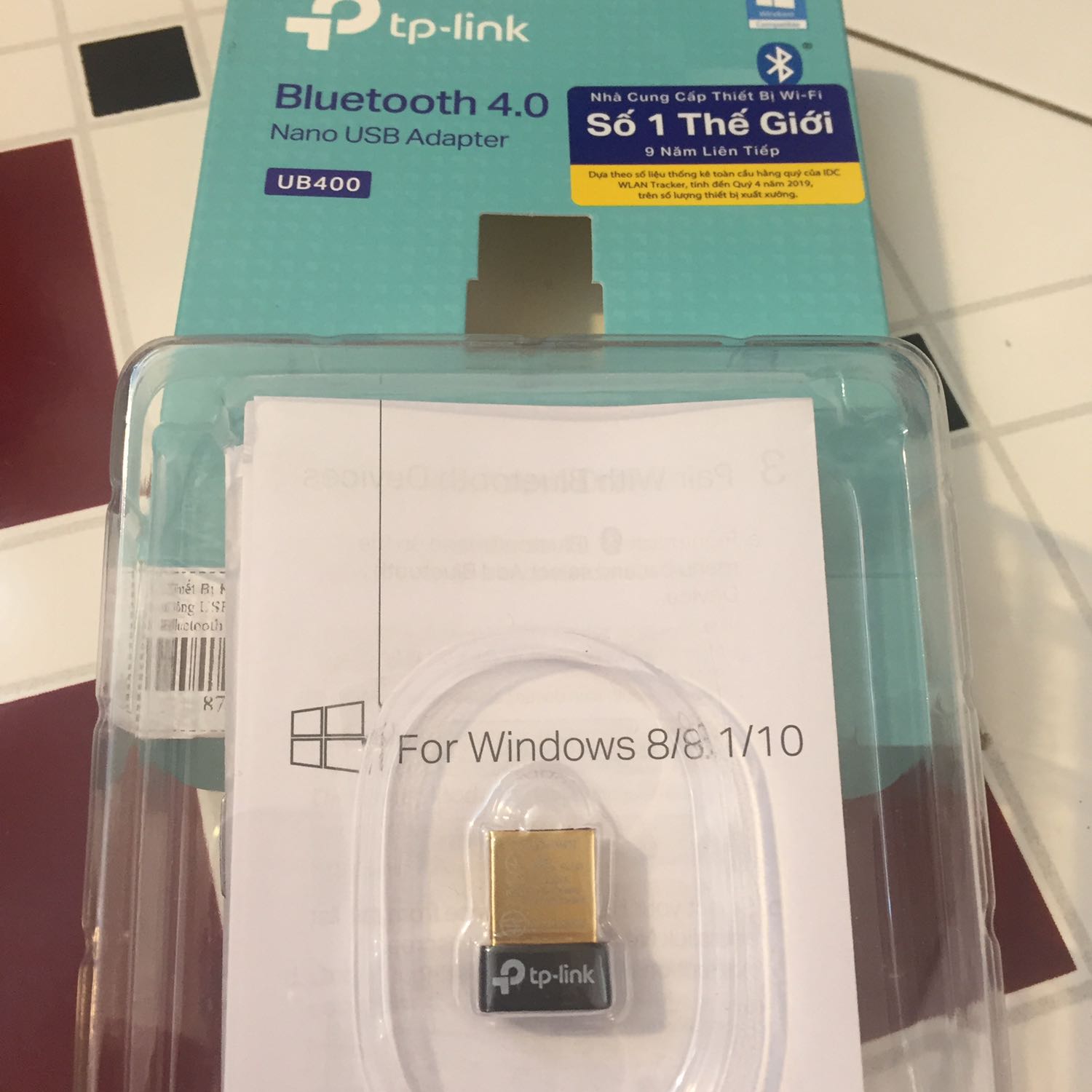 Cắm là lên ngay. Kết nối với tai nghe bluetooth ok. Âm thanh nghe rõ. Không bị chập hờn hay mất tiếng.
Giao nhanh 3h.
Hàng chính hãng, bao bì gọn đẹp. Một em usb nhỏ nhắn xinh xinh. Cắm vào khít rịt không lỏng lẻo.