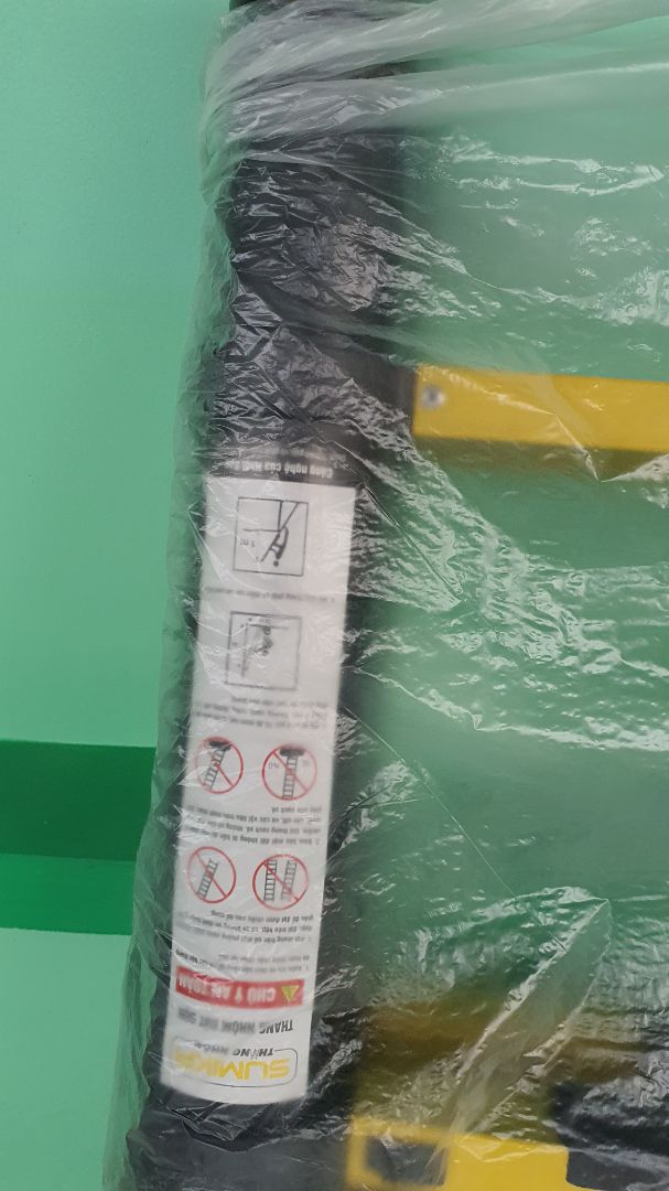 Thang cao rất chắc chắn, gia công chất lượng, độ bền thì để xài 1 thời gian xem thế nào. Nói chung hài lòng với sản phẩm