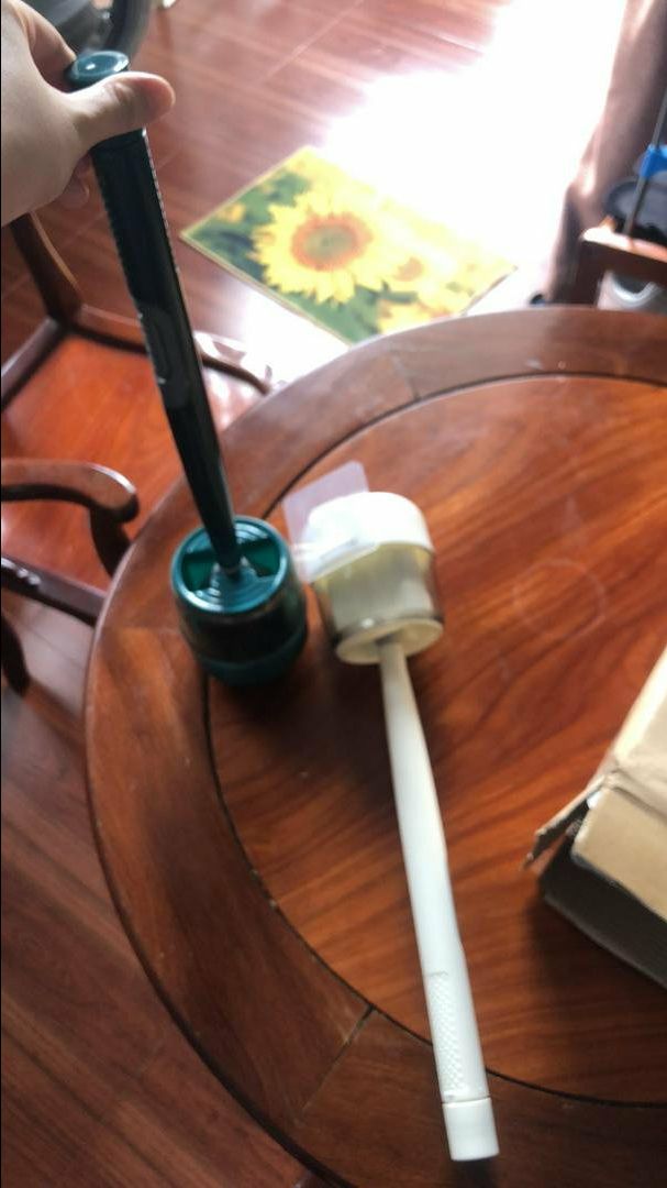 Hàng y hình luôn. Đẹp, cầm chắc tay. Giá rẻ rất nhiều so vs nhiều shop ý. Đóng gói chắc chắn.