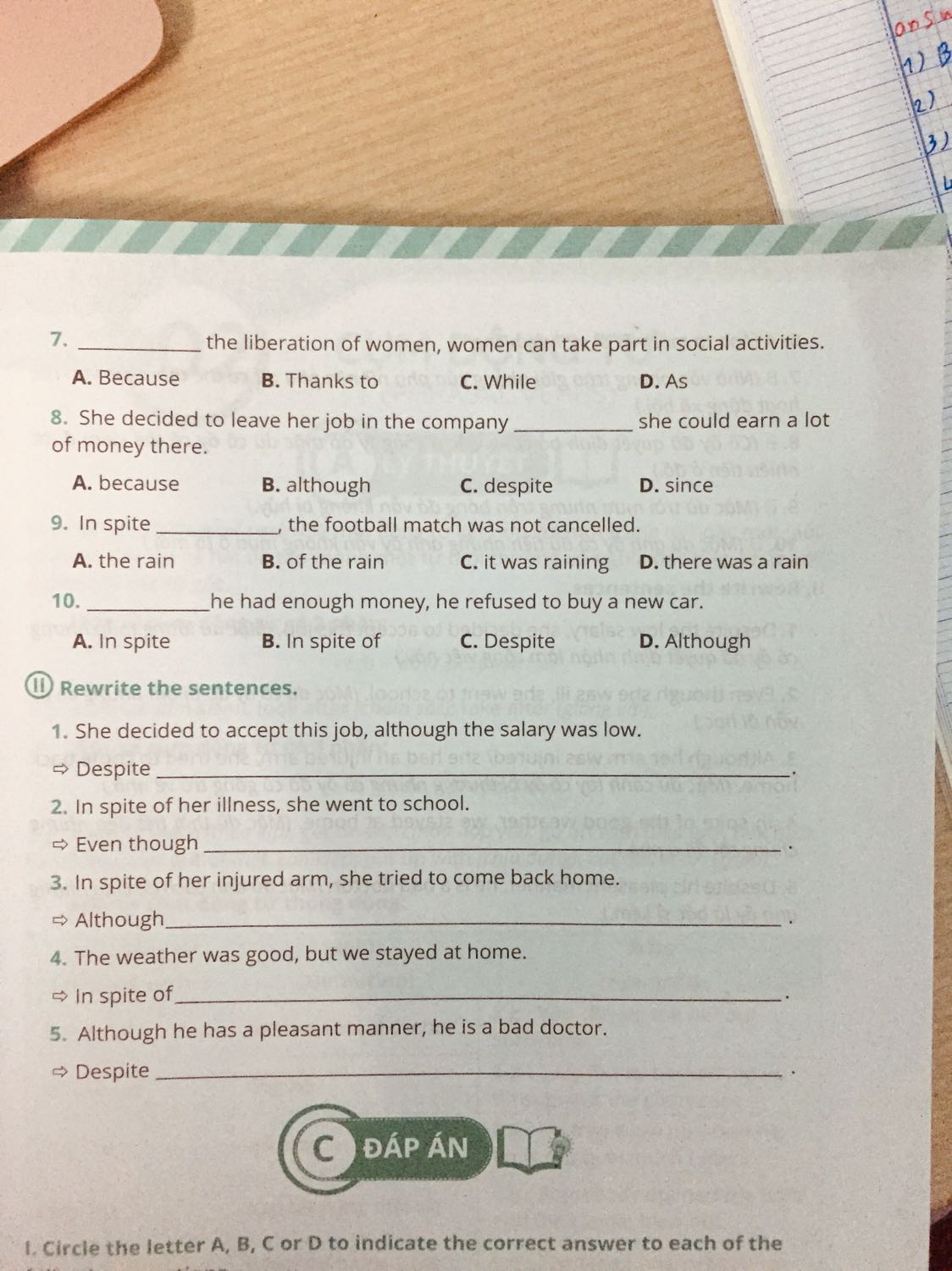 Sách hay lắm mấy bạn ơi!!
Sách là bồi dưỡng hs giỏi, nên *** như mình hơi khó học 1 tí!!