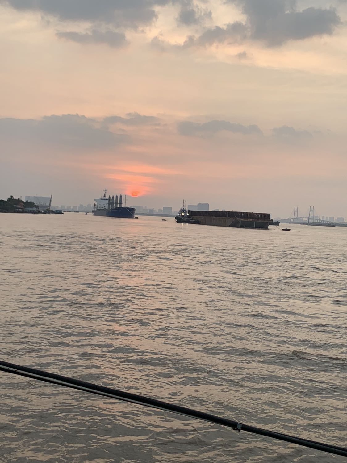 Quần đẹp , rất hài long, bụng phải nhiều mỡ mới mặc dc nha, hài long, hài lòng, hài lòng, hài lòng