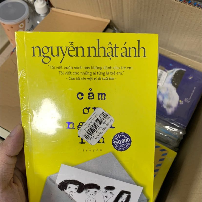 Hàng đẹp lắm ah đống gói cận thận bọc từng cuốn một mình. Cần mua hàng gấp lên tiki đúng chuẩn. Không bị gấp gáy hay bị sao cả. Mua hơn 4tr tiền sách quả xứng đáng.