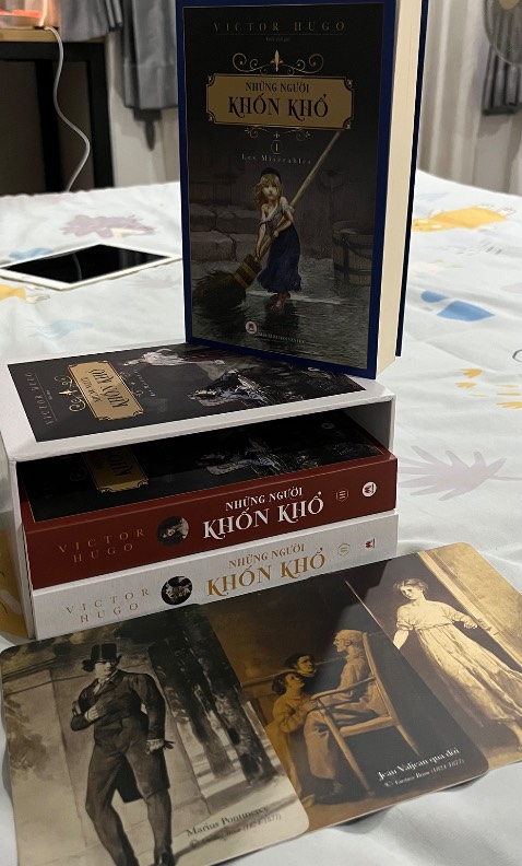 Sách mới tinh thơm phức. Hoàn toàn hài lòng không có gì để chê. 5*